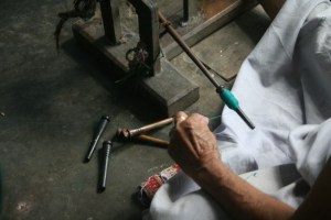 Care must be taken to ensure that the bobbins are evenly covered with yarn